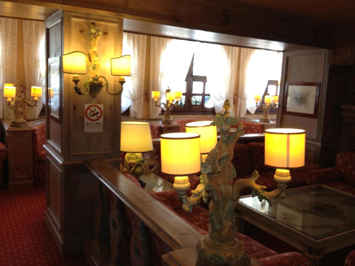Rta Hotel Catturani Madonna di Campiglio Exterior photo