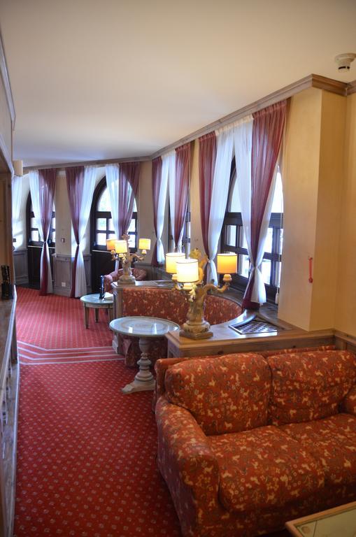 Rta Hotel Catturani Madonna di Campiglio Exterior photo