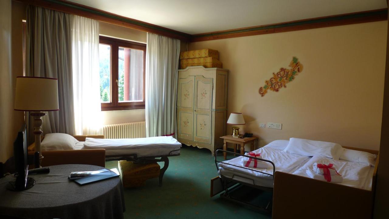 Rta Hotel Catturani Madonna di Campiglio Exterior photo